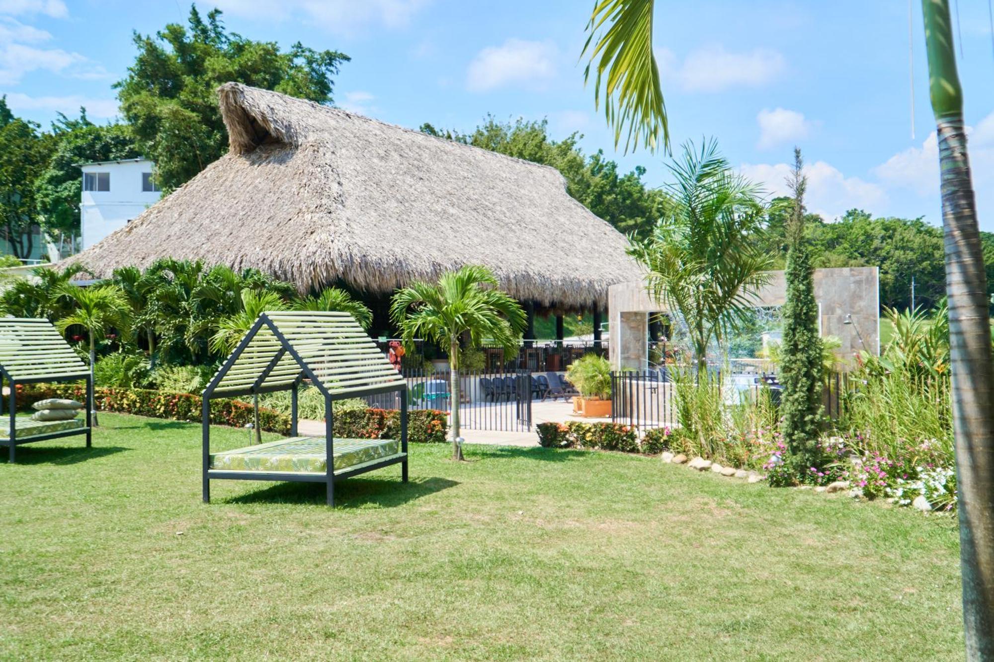 Hotel Arboreo Doradal Exterior photo